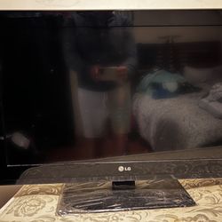 32 Inch LG 1080HD TV