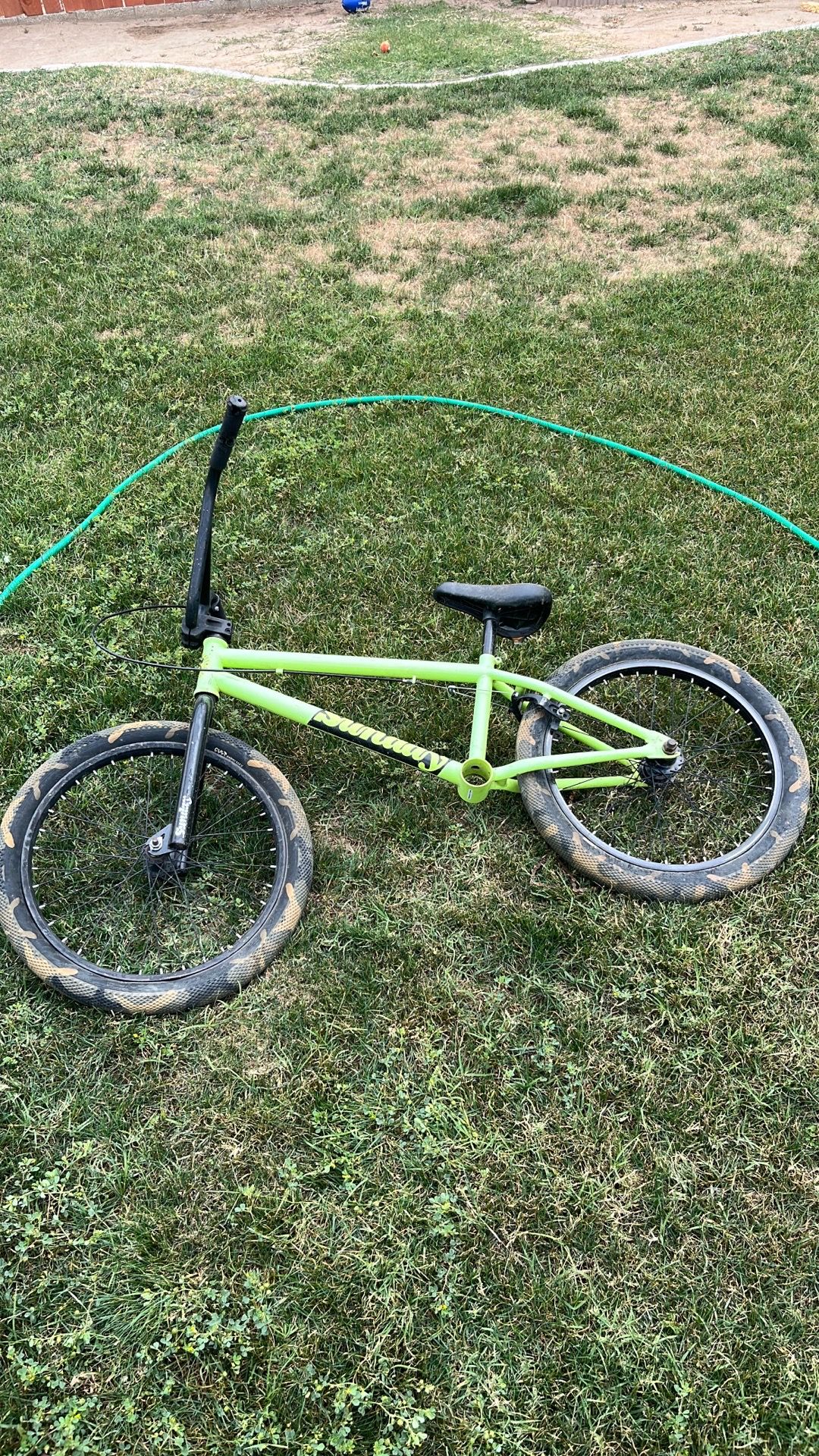 Sunday kiwi green 20inch bmx bike