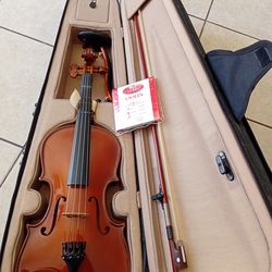 Violin still in excellent condition $60 firm