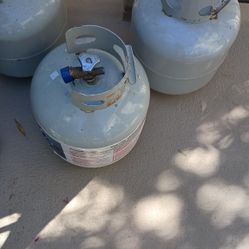Propane Tanks ( 2 Tanks)
