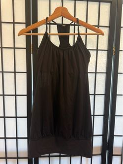 Lululemon trainer top