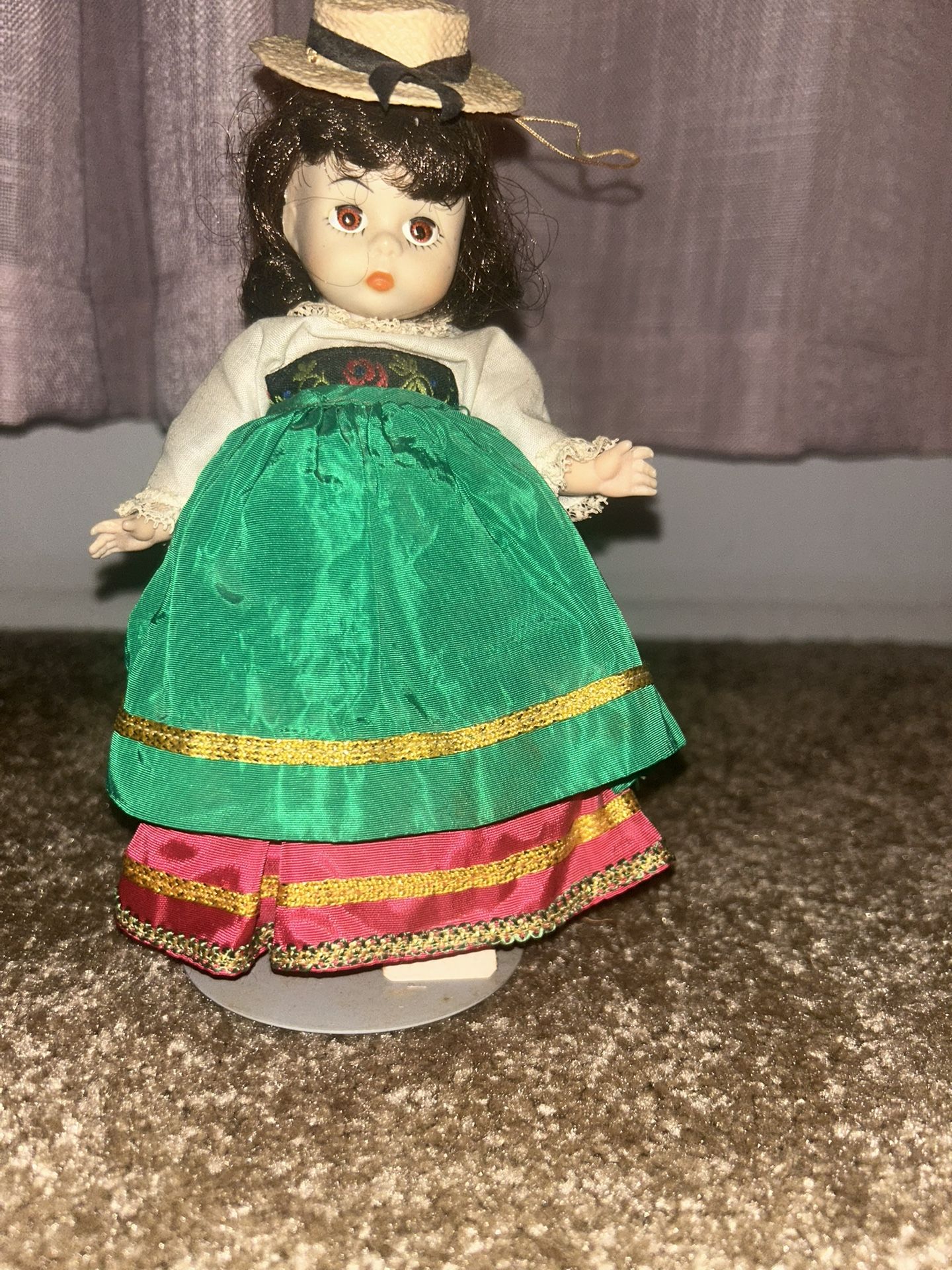 Madame Alexander Vintage Collectible Doll
