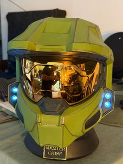 Halo master Chief helmet