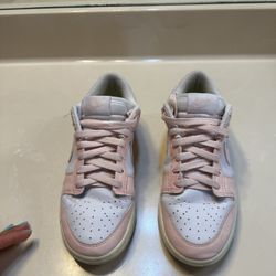 Nike Dunk Low Size 6.5 Good Condition 