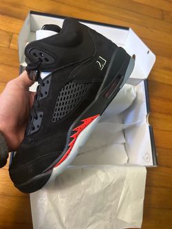 Jordan 5 Halloween size 6.5Y