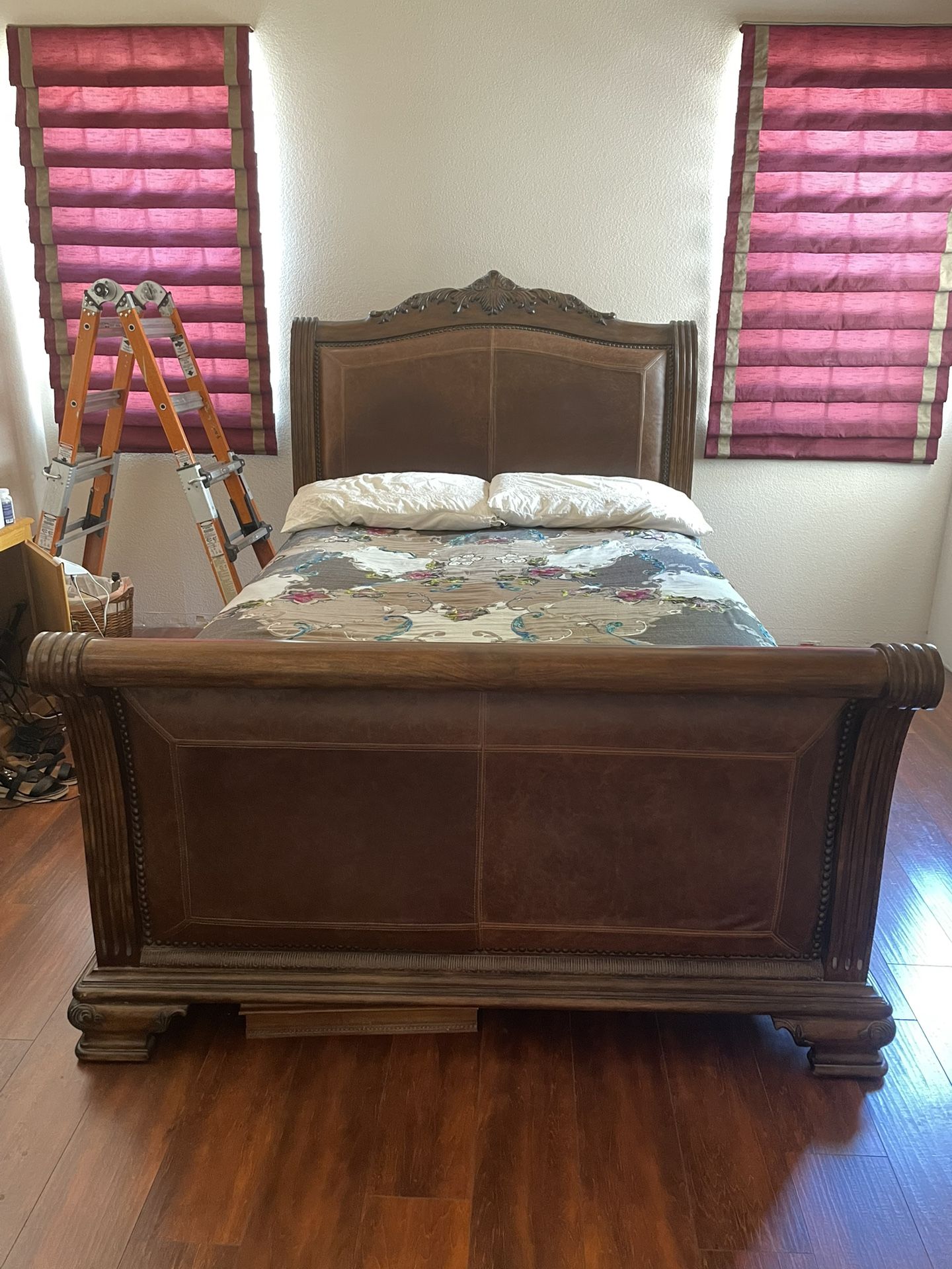 Queen Solid Wood Bed Frame