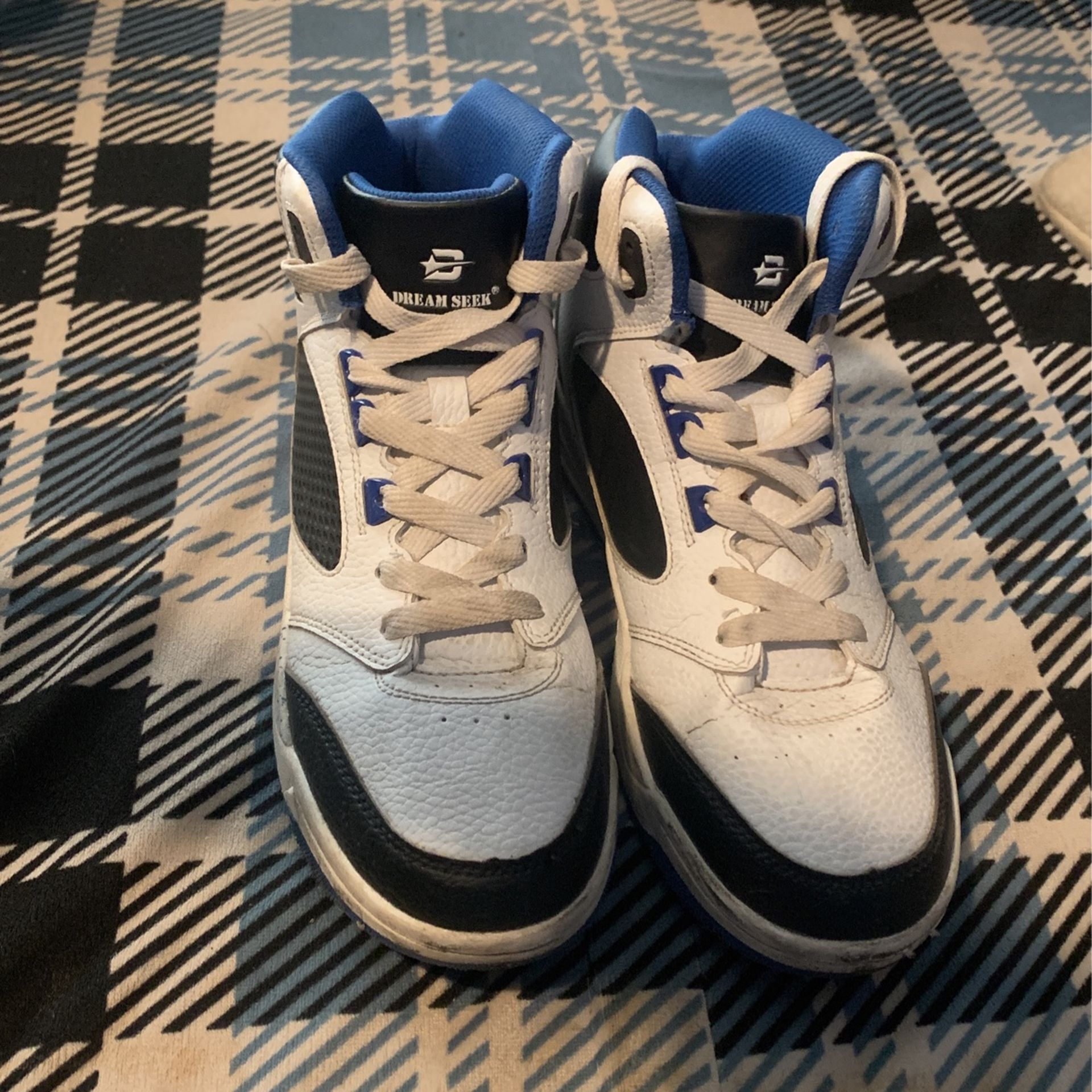 Dream Seek ? Step up your style with Dream Seek Sneakers and Highcuts  main image 2