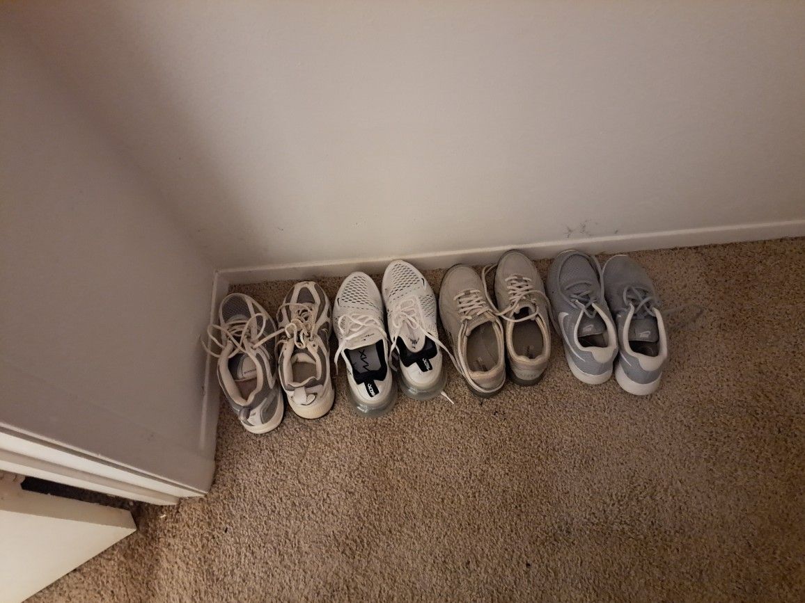 Women's Size 7 Sneakers