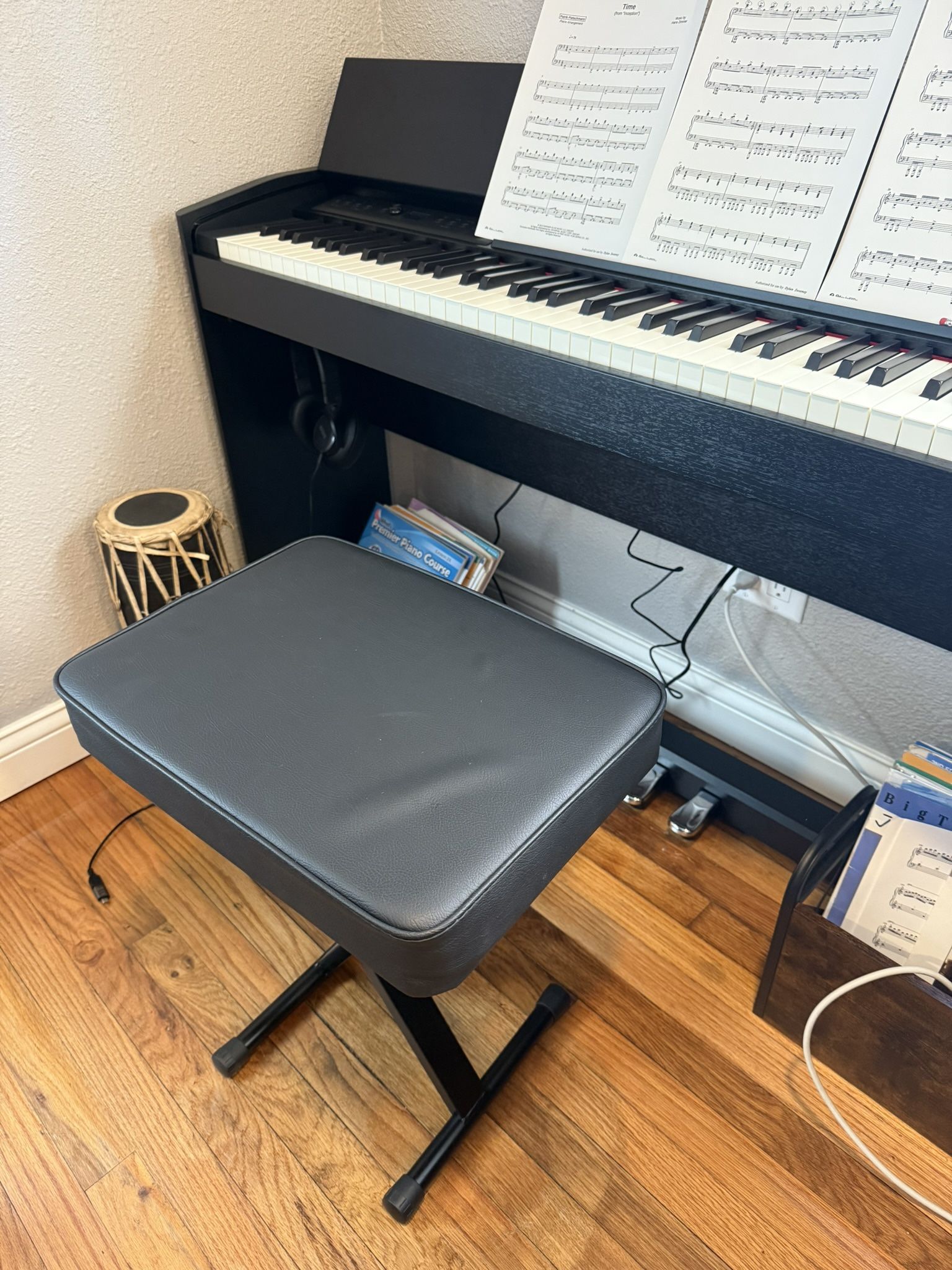 Adjustable Piano Bench
