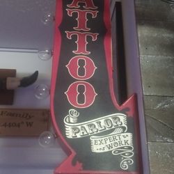 Tattoo Light Up Sign 