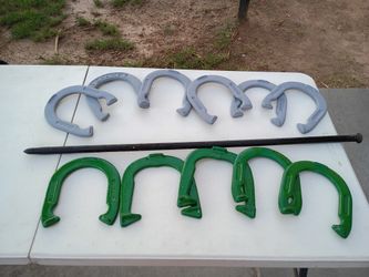Metal Horseshoes Game