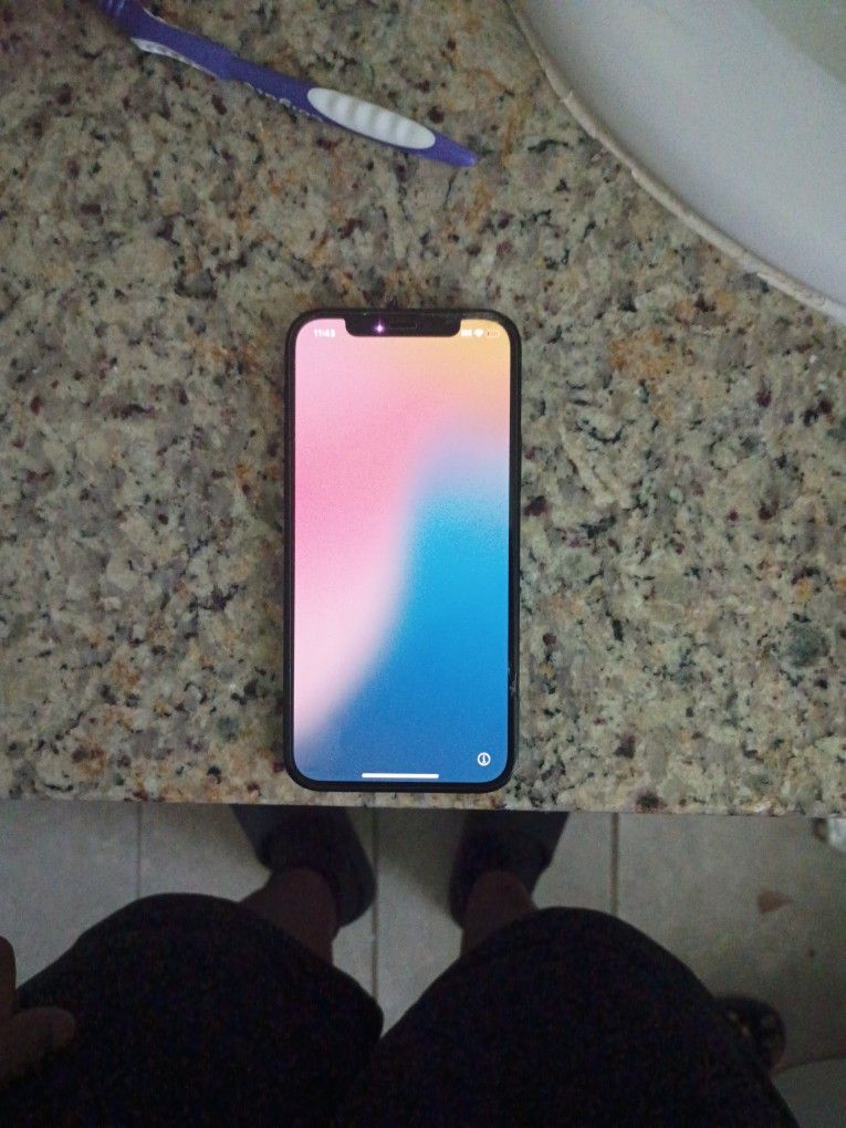iPhone 13