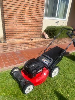 Lawn mower 21 inch yard machine starts to write up ready to use