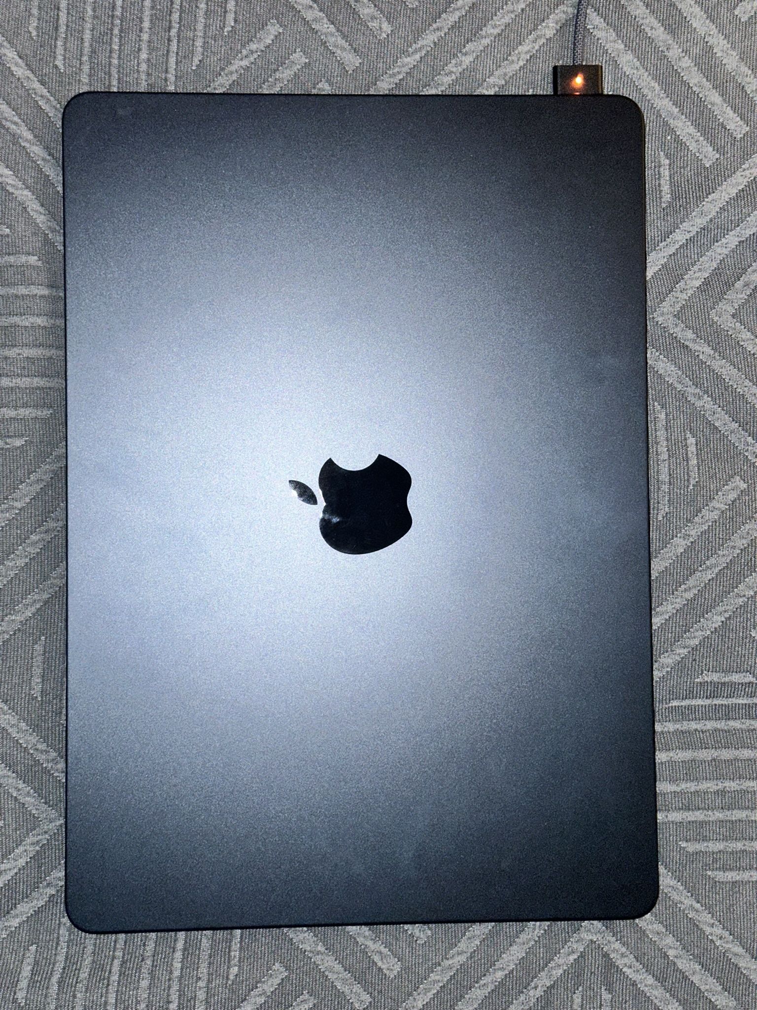 Macbook Air M2 13 Inch (Upgraded GPU, Storage, Memory/RAM)