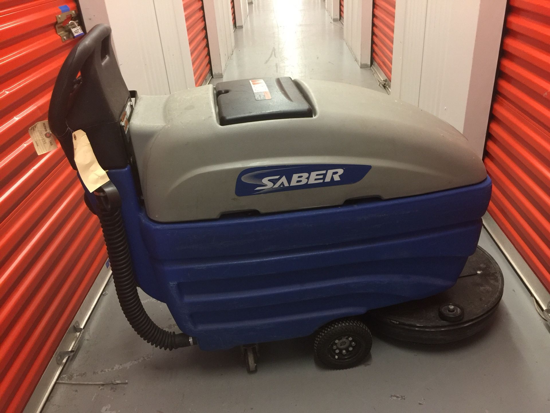 Auto Scrubber