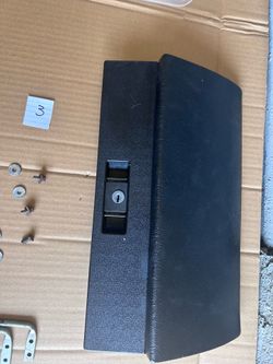 Vw super beetle glove box door