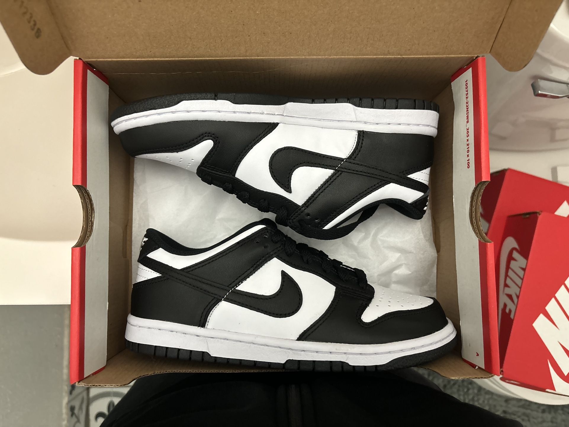 Ds Nike Air Dunk Low Panda Size 4.5Y