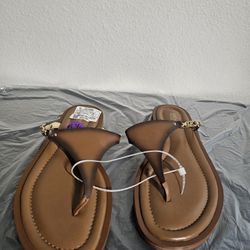 MICHAEL KORS Daniella Leather Sandal size 6.5