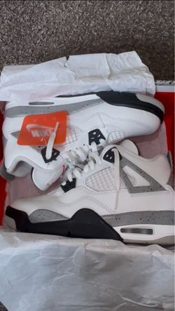 Air Jordan 4 White Cement
