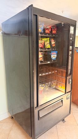 Used vending machine in Stanton (next to Anaheim)