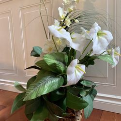 Artificial Lilly Flowers About 2 Feet High $15