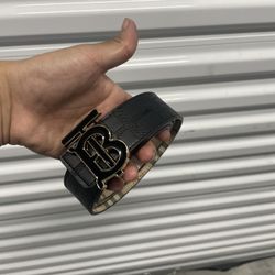 Burberry Designer Belt 