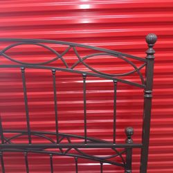 King Size Metal Bed Frame 