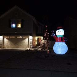 12 Foot Snowman