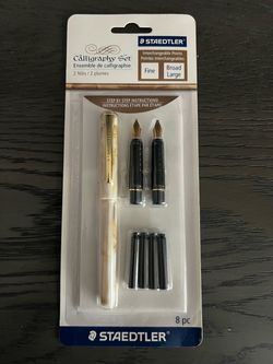 Calligraphy Set Ensemble de calligraphie 2 Nibs / 2 plumes ? STAEDTLER Interchangeable Points Pointes interchangeables Broad Fine Large STEP BY STEP I