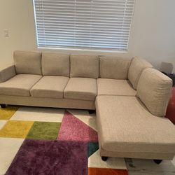 Hiller 95.2” Wide Sofa & Chaise 