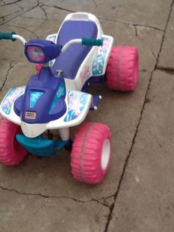 6v power wheels needs charger as is 10$