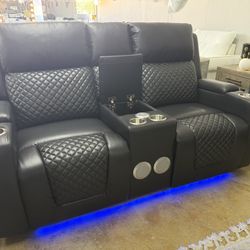 Black Leather Recliners 2 Pieces