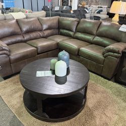 [OM] 🟪 Only $45 initial then take it home 🏡 Brand New Bladen Sectional 