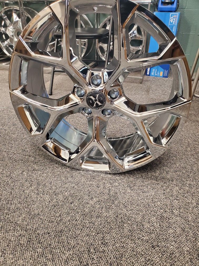 NEW 5 FLAKES 22X9 CHROME WHEELS $1550