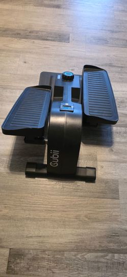 Sitting exercise machine