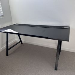 Table Or Gaming Desk 