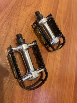 MKS Bm7 Pedals 1/2 (black) Bmx Kkt Bm10 Foot jaw Lightning Rat Trap Bear
