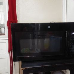Big/Grande Microwave $50.00