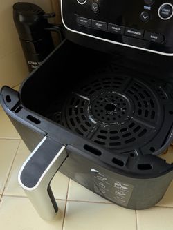 Ninja Air Fryer for Sale — $70  In very good condition and works perfectly. Great for air frying, roasting, reheating, dehydrating, and baking.