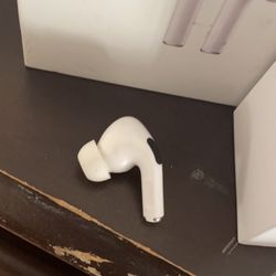 Air Pod Pro And Box For 30dlls