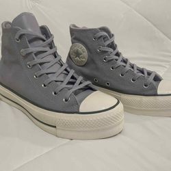 Converse Hi Tops US 7.5