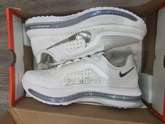 Nike Air Zoom Pegasus Premium White Metallic Silver Men's 9.5. Brand new!