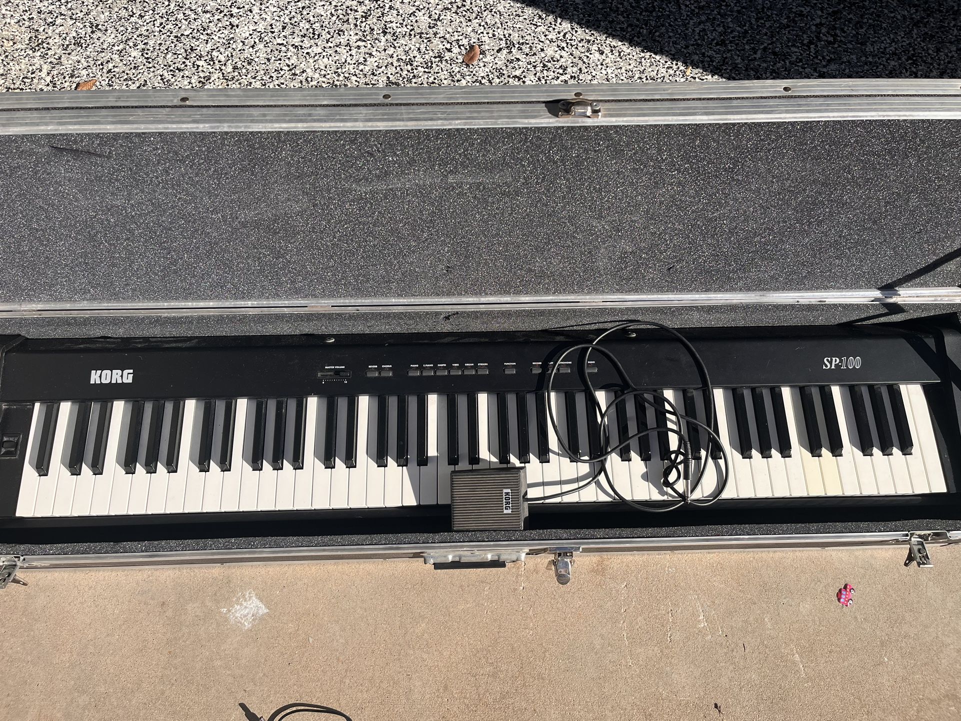 Keyboard / Concert Piano Weighted Keys 