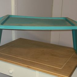 Bed/couch Table