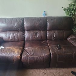 Real LEATHER Reclining Sofas