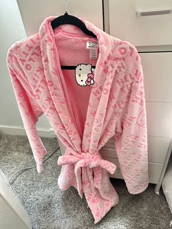Hello kitty robe