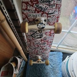 This Is My Element Skateboard Made In Connection With The 2007 Movie Starring Bam Margera, Nyjah Huston, ,bucky Lasek, Etc. Pick Up Only