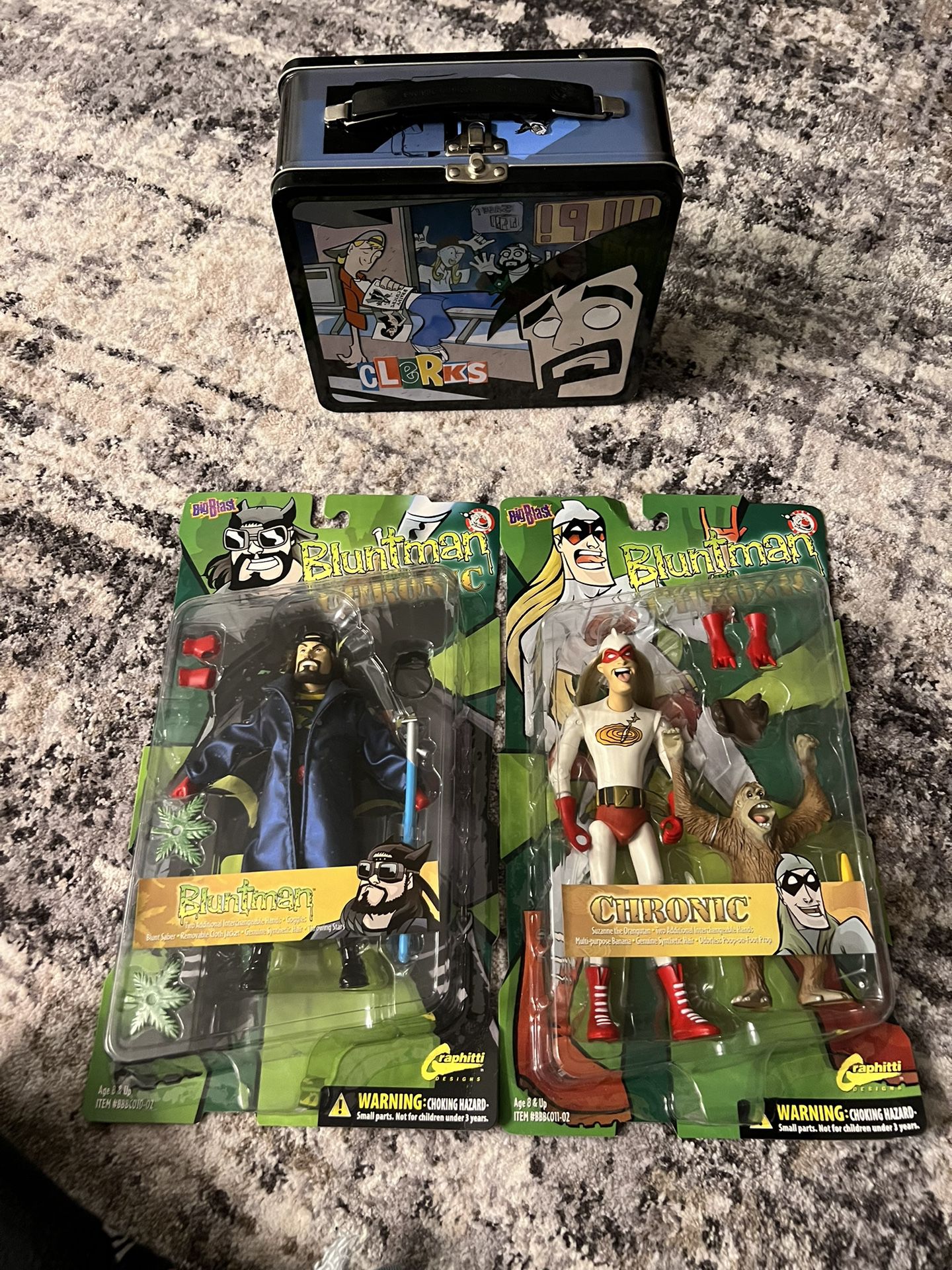 Clerks Lunchbox, Bluntman and Chronic Action Figures UNUSED UNOPENED. RARE FIND 