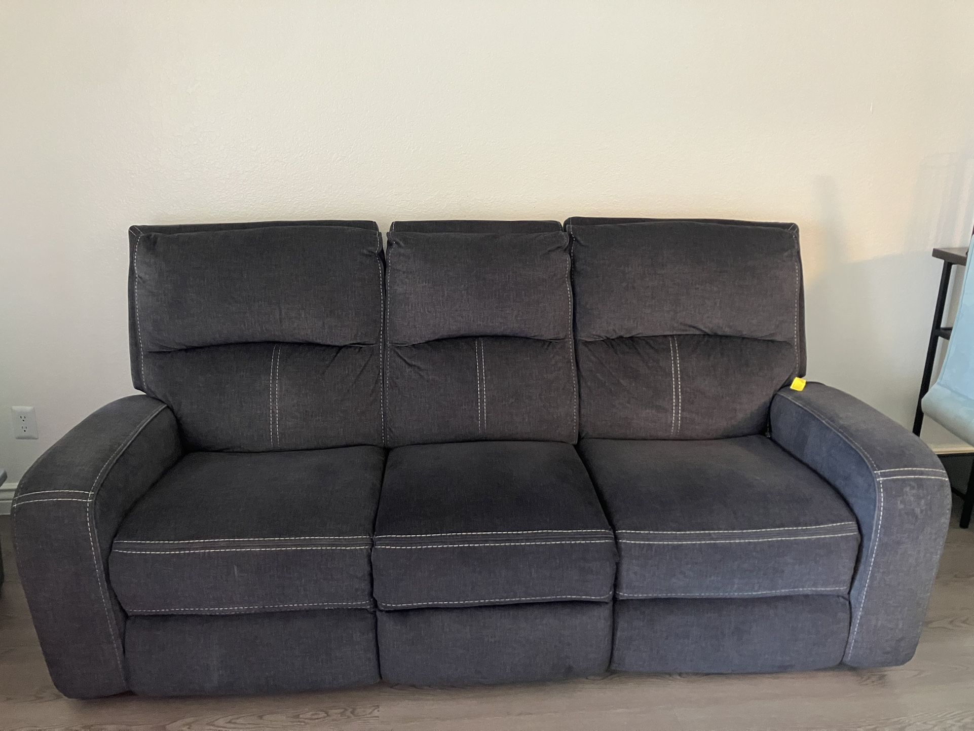 Reclining Sofa With Charger Ports