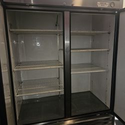 TRUE REFRIGERATOR